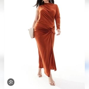 ASOS DESIGN Curve Elegant, One-sleeve Rust Maxi Dress